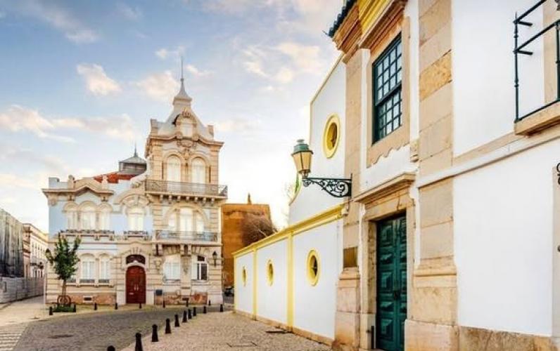 3 Nt Twixmas Break in Faro